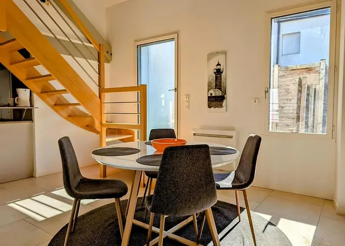 Elegante Maison De Apartman *