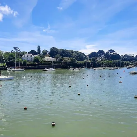 דירה Elegante Maison De פורניק